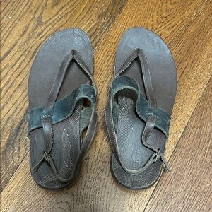 Chaco Maya ll Brown Leather Sandals